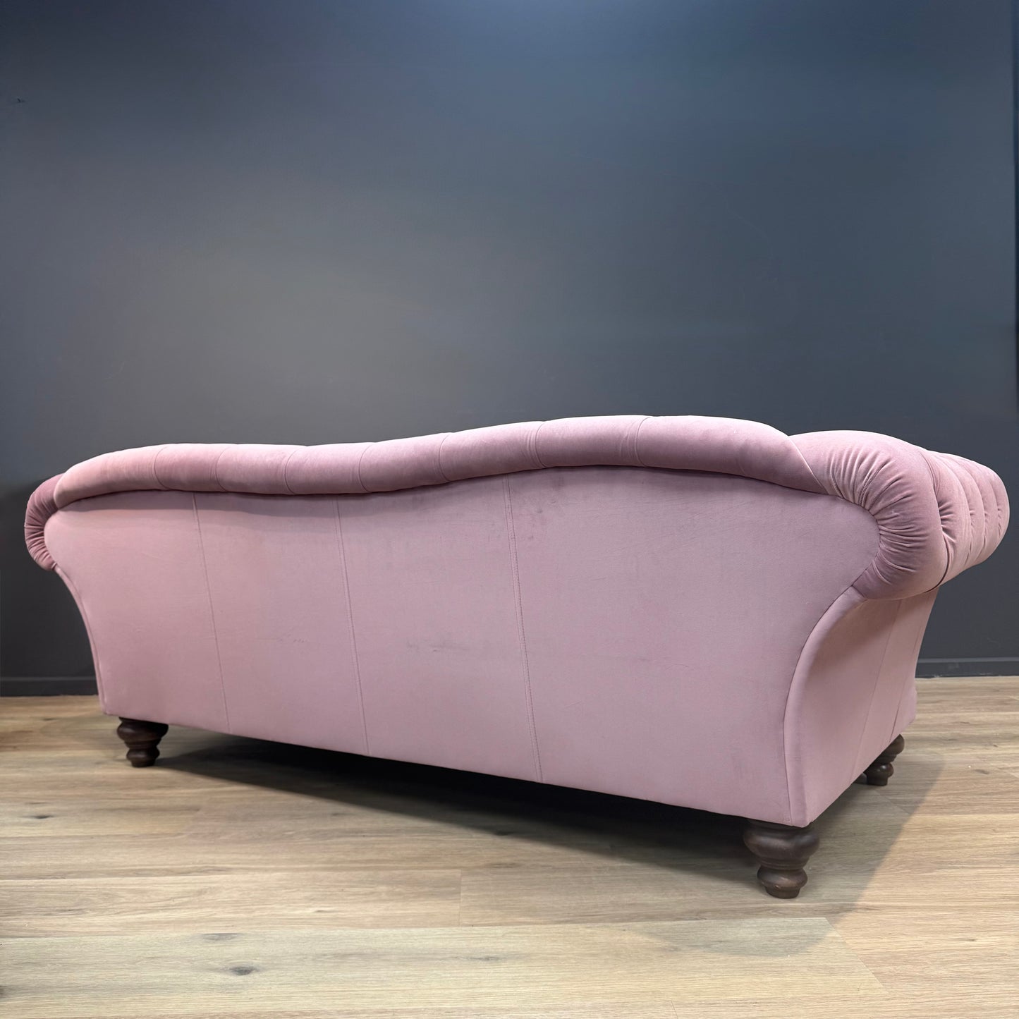 Oskar Velvet Chesterfield | Clover