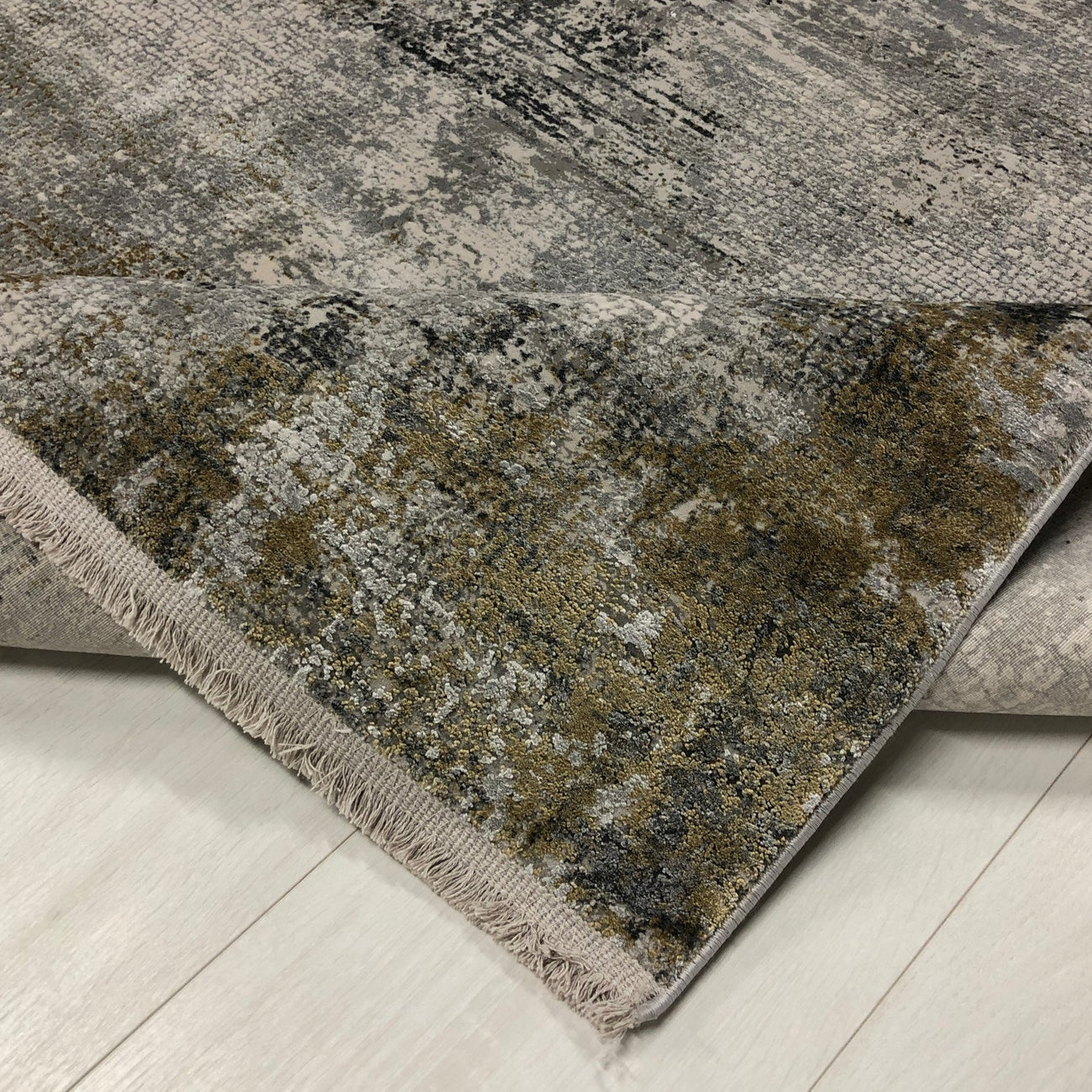 Toros Illusion Luxury Rug | Frost Grey - Rydan Interiors