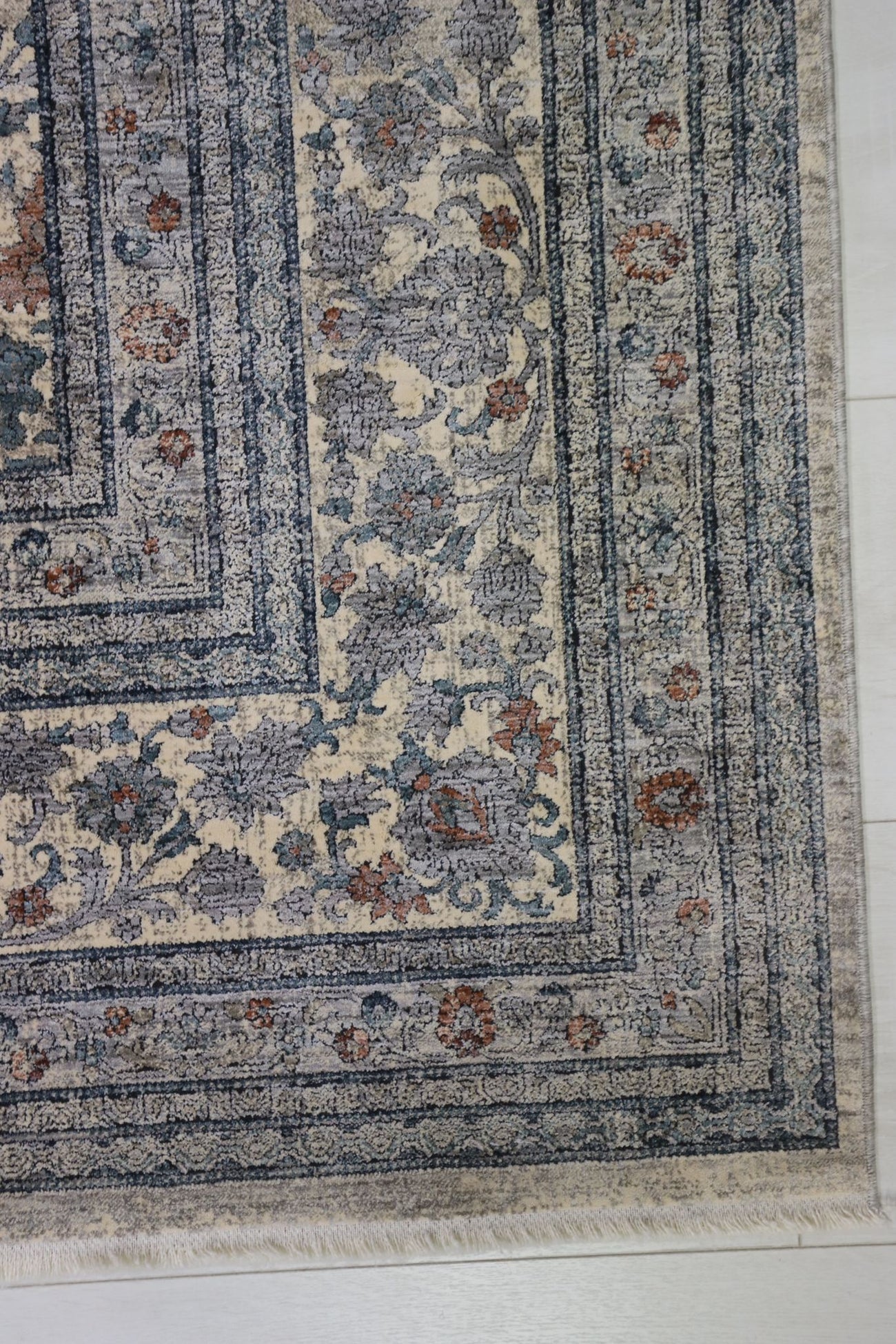 Heritage Luxury Rug | Shah Abbas