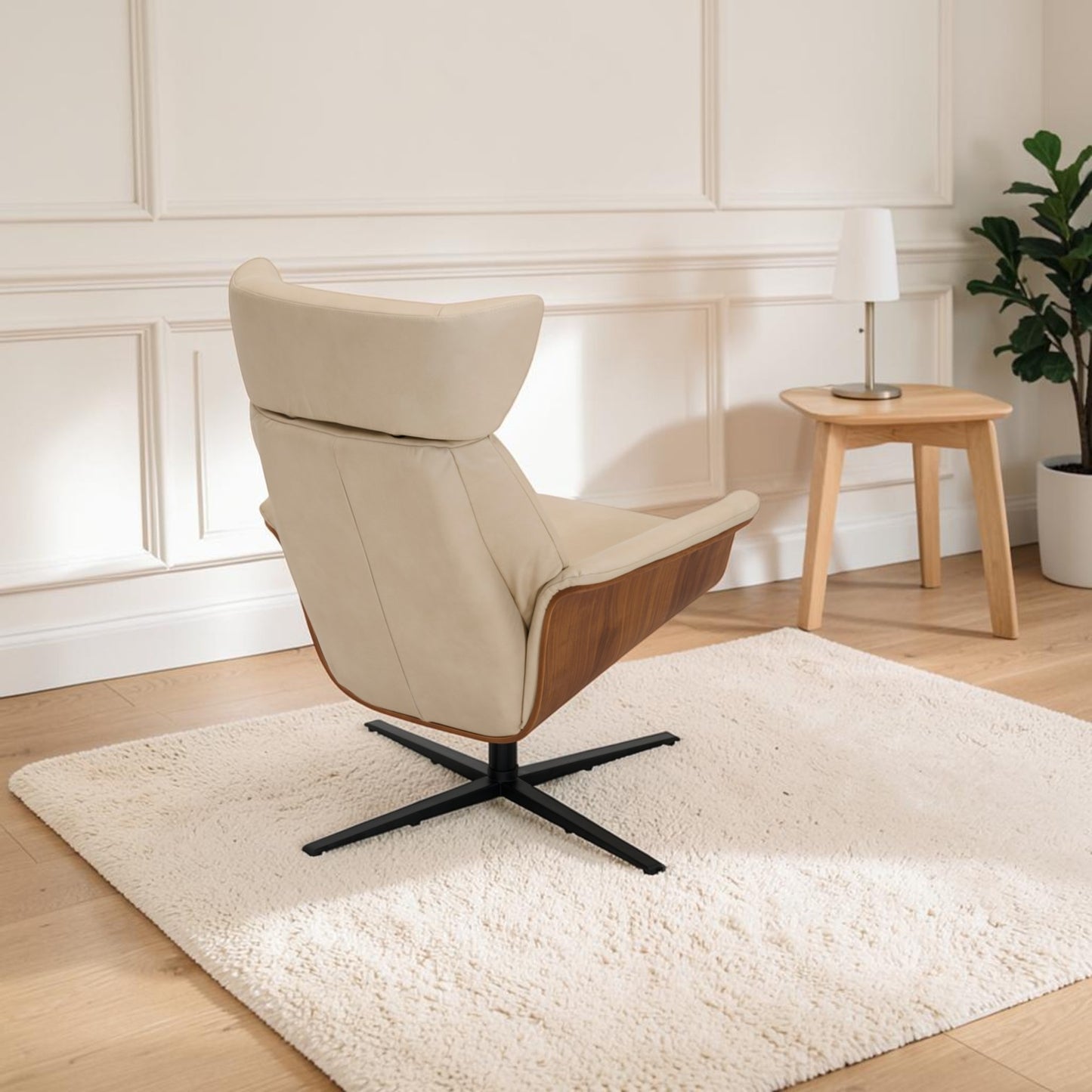 Larsen Swivel & Tilt Chair