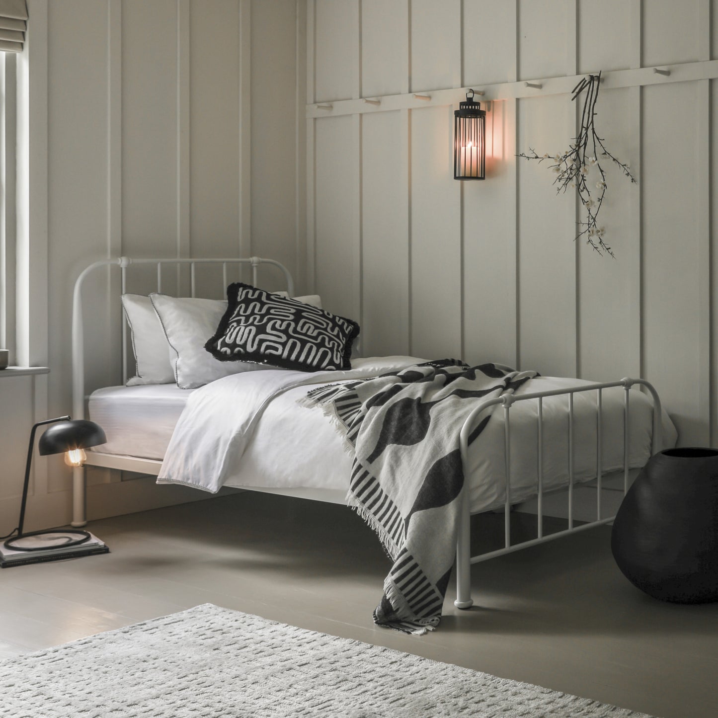 Rowan Metal Single Bedstead | Ivory