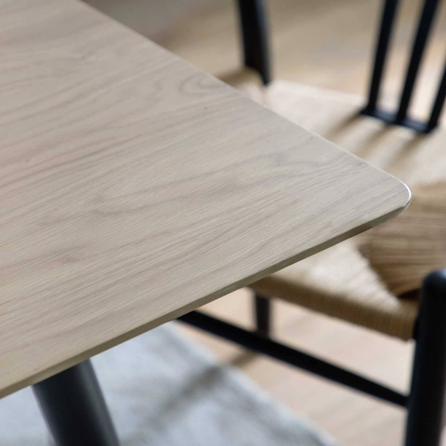 Logan Dining Table | Oak 