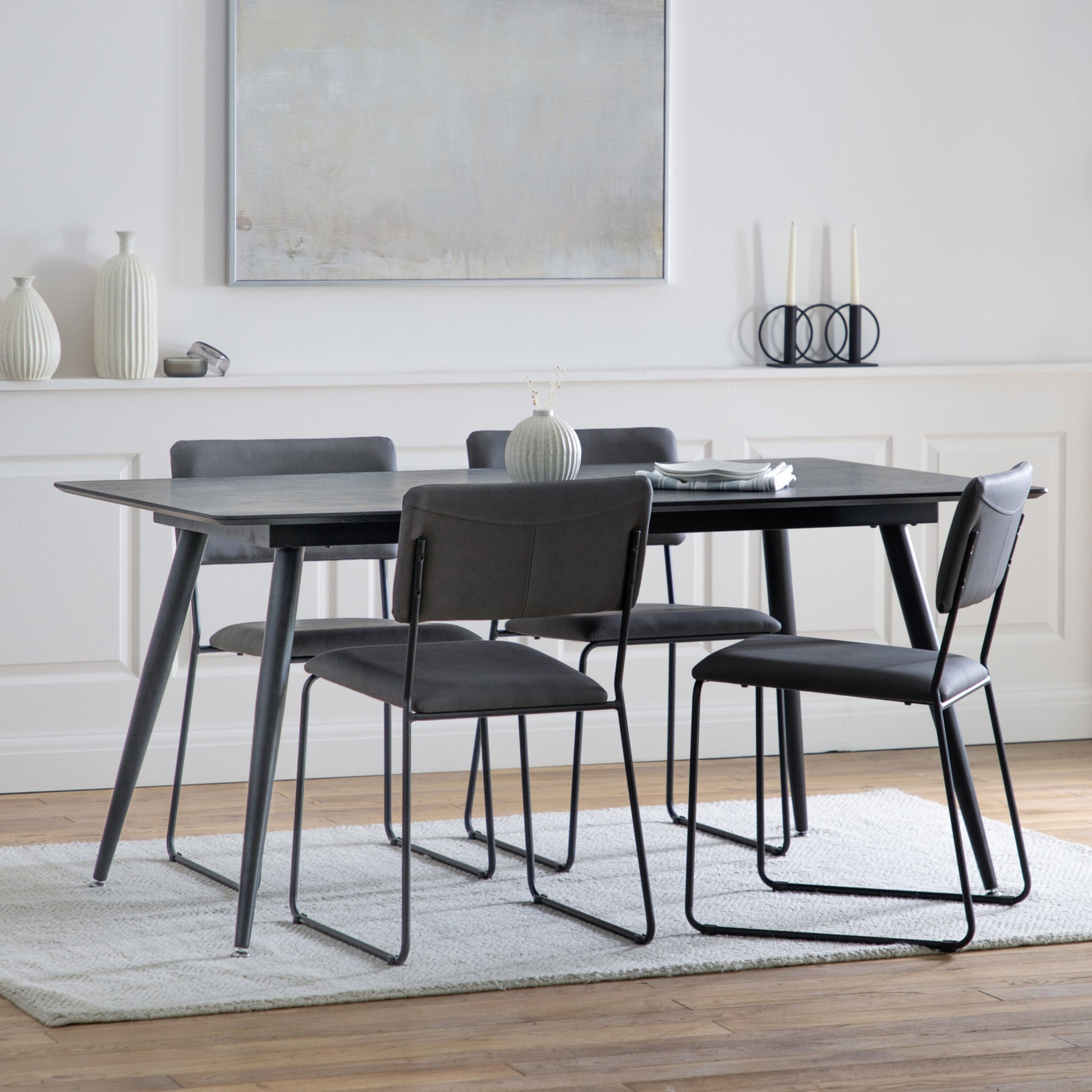 Logan Dining Table | Black 