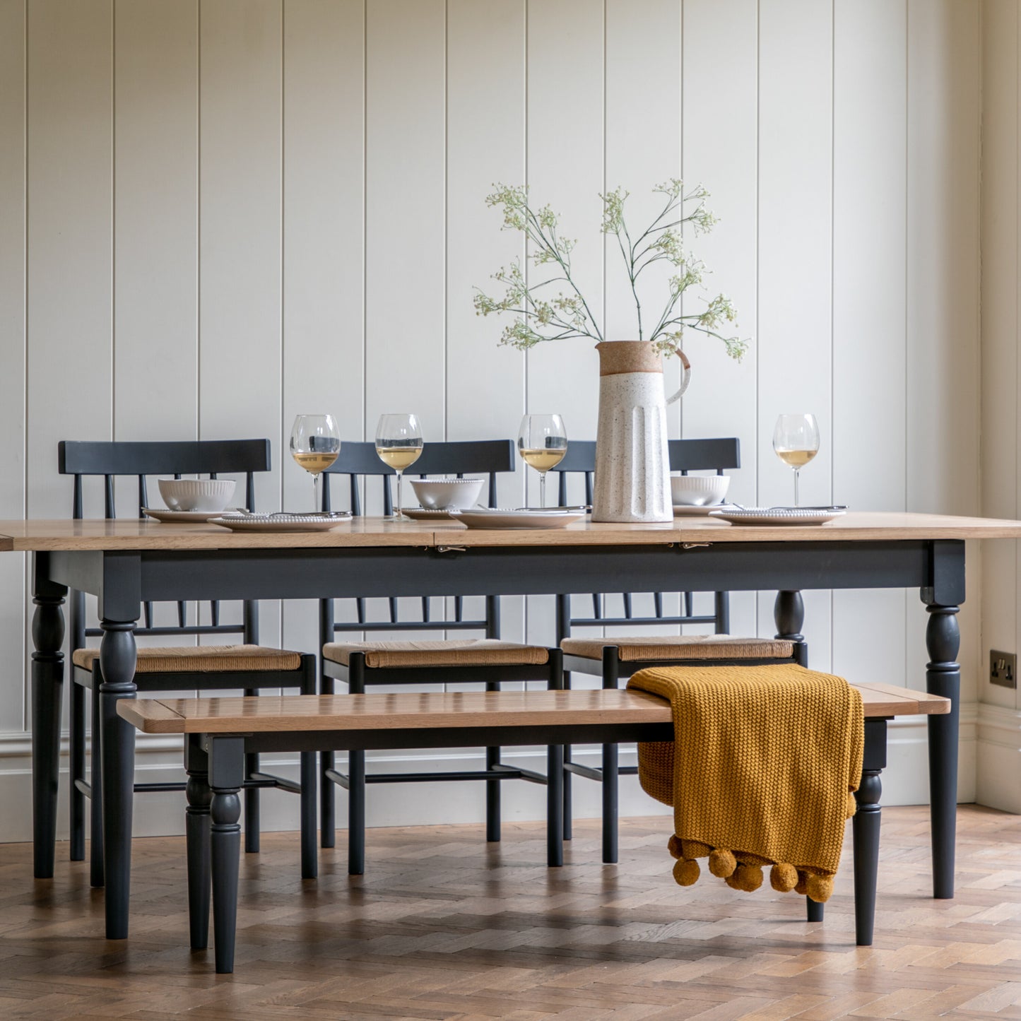 Asher Extenting Dining Table | Meteor 