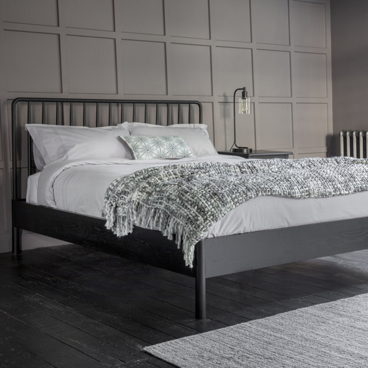 Emiko Metal And Wood Oak King Size Spindle Bed | Black