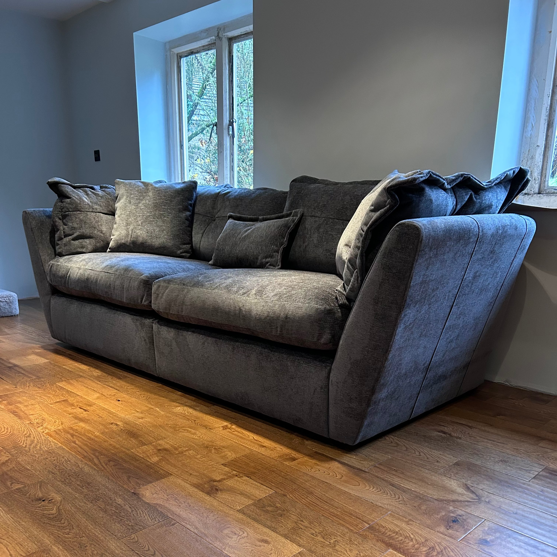 Sully Deep Seated Sofa | Modular - Rydan Interiors