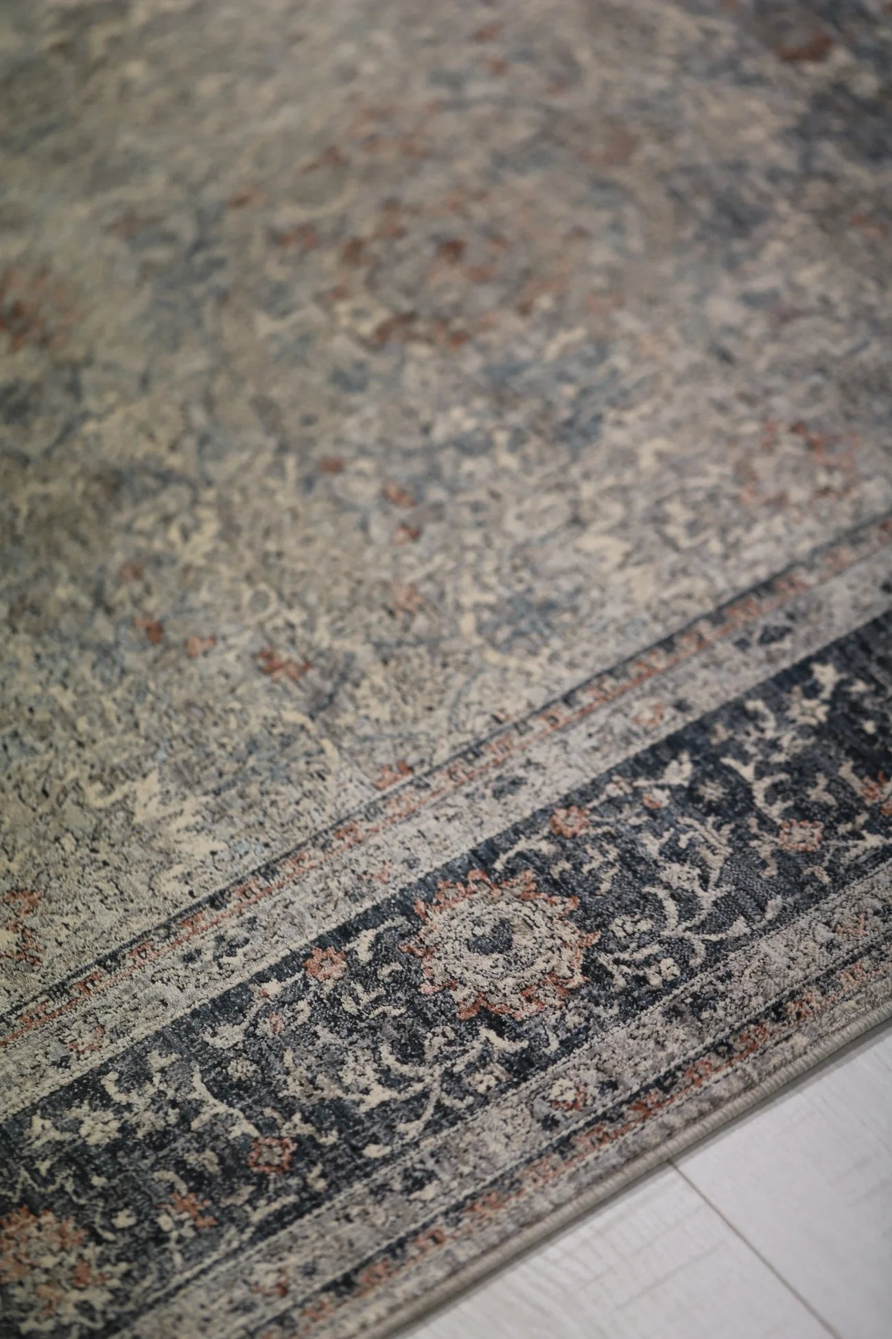 Heritage Luxury Rug | Kirman