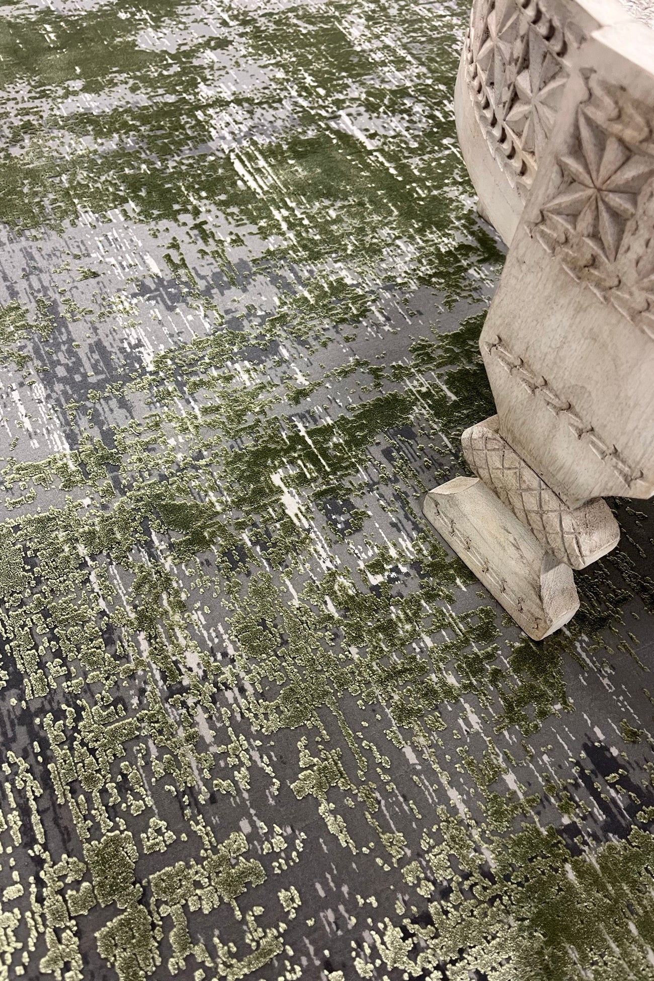 Toros Ombre Luxury Rug | Green