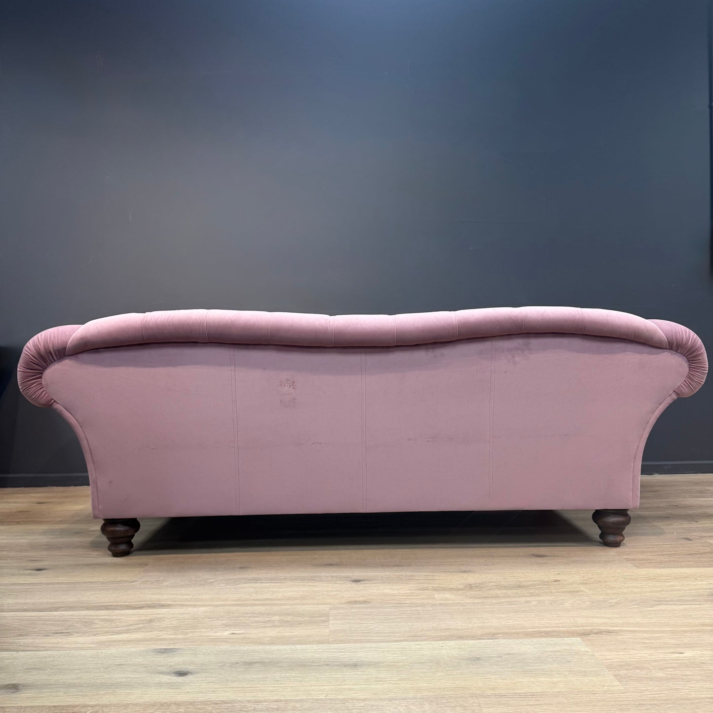 Oskar Velvet Chesterfield | Clover