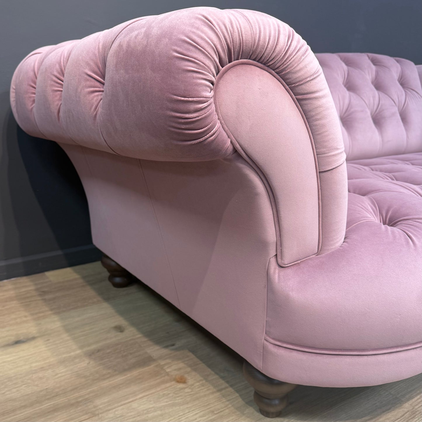 Oskar Velvet Chesterfield | Clover