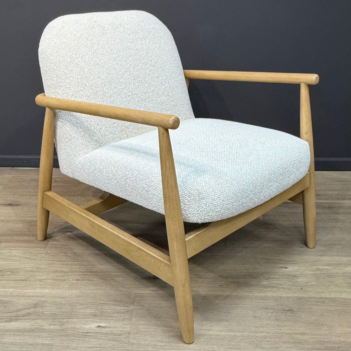 Lara Armchair - Rydan Interiors