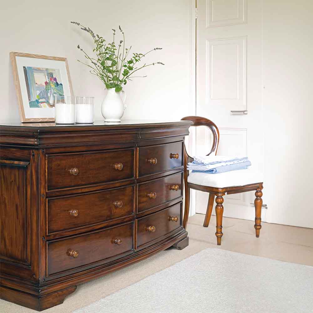 Normandie 8 Drawer Wide Chest