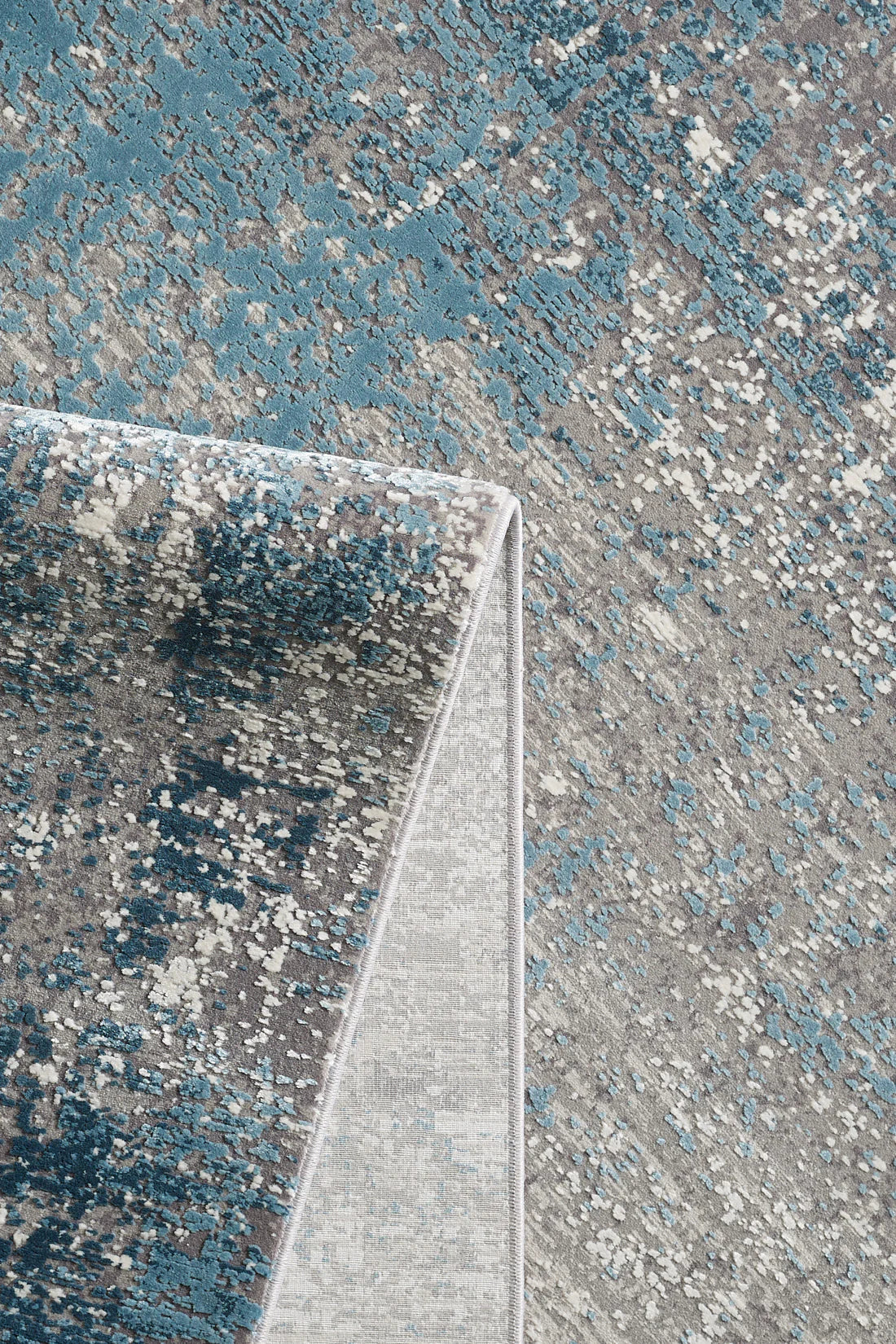 Toros Ombre Luxury Rug | Ocean