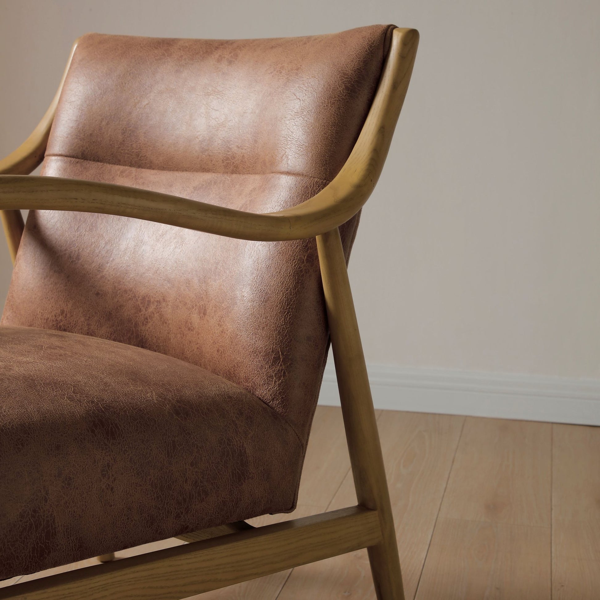 Tarquin Armchair - Rydan Interiors