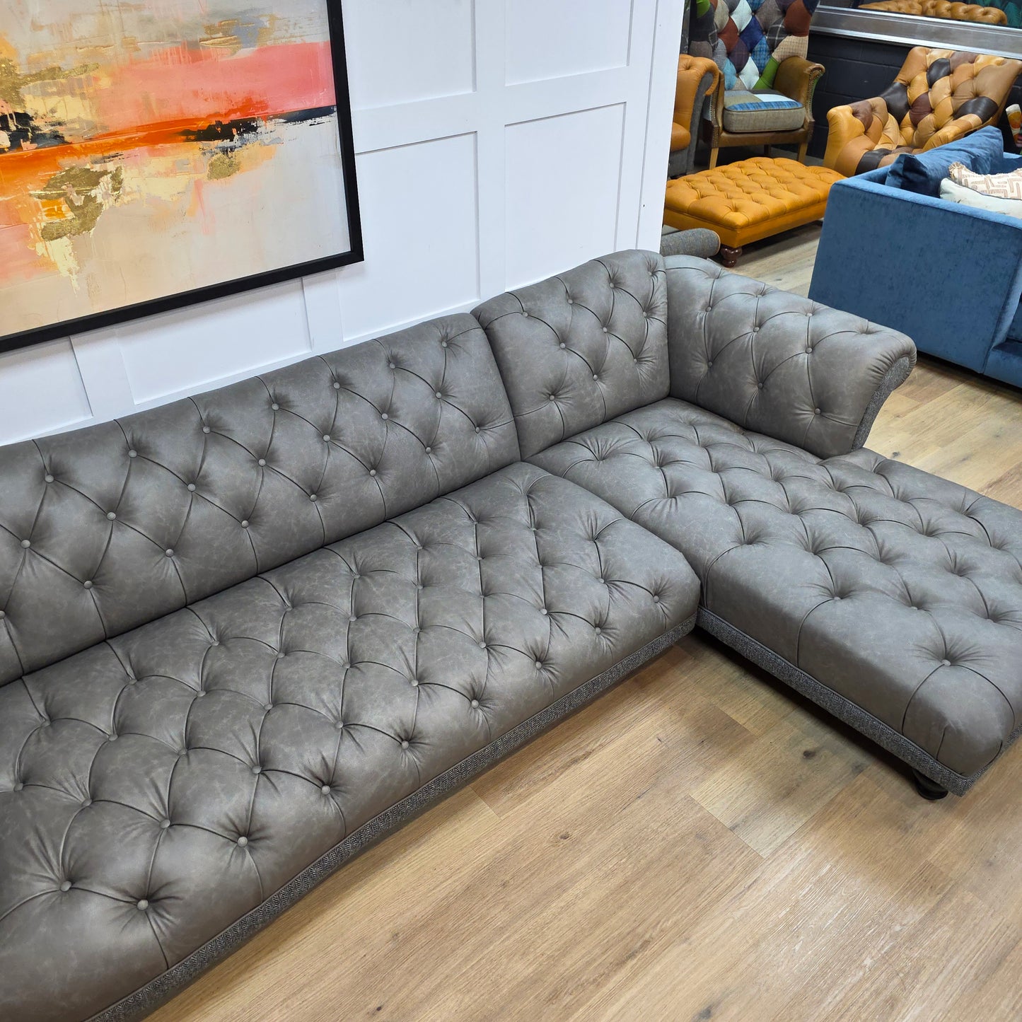 Oskar Chaise Chesterfield - Grey Leather | Model 18