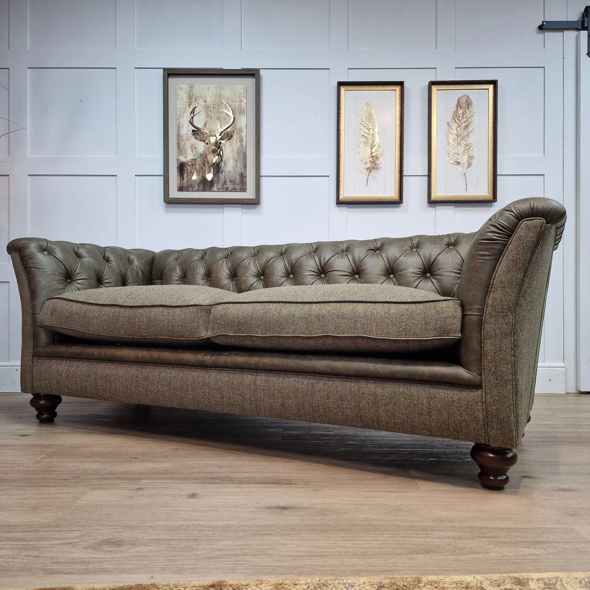 Customise Your Sofa – Model 01