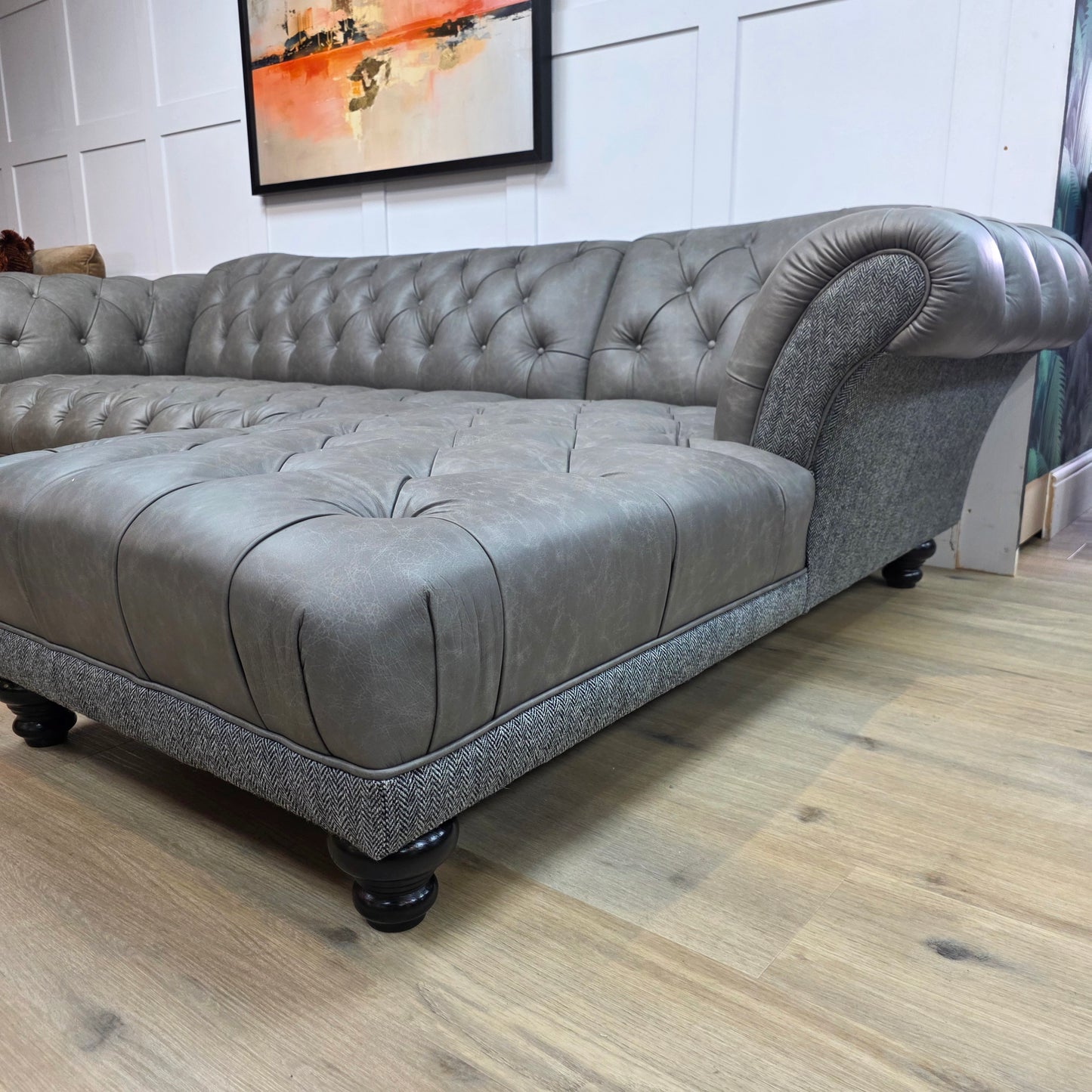 Oskar Chaise Chesterfield - Grey Leather | Model 18