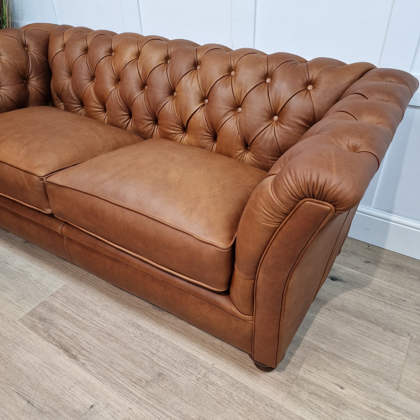 Buttoned Back Leather Chesterfield | Morgan - Rydan Interiors