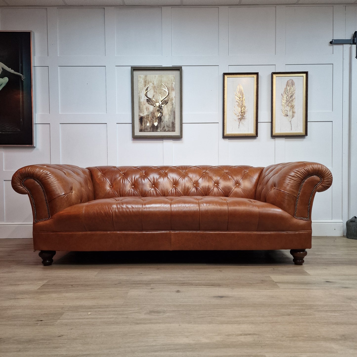 Deep Leather Chesterfield with Sprung Seat | Norfolk