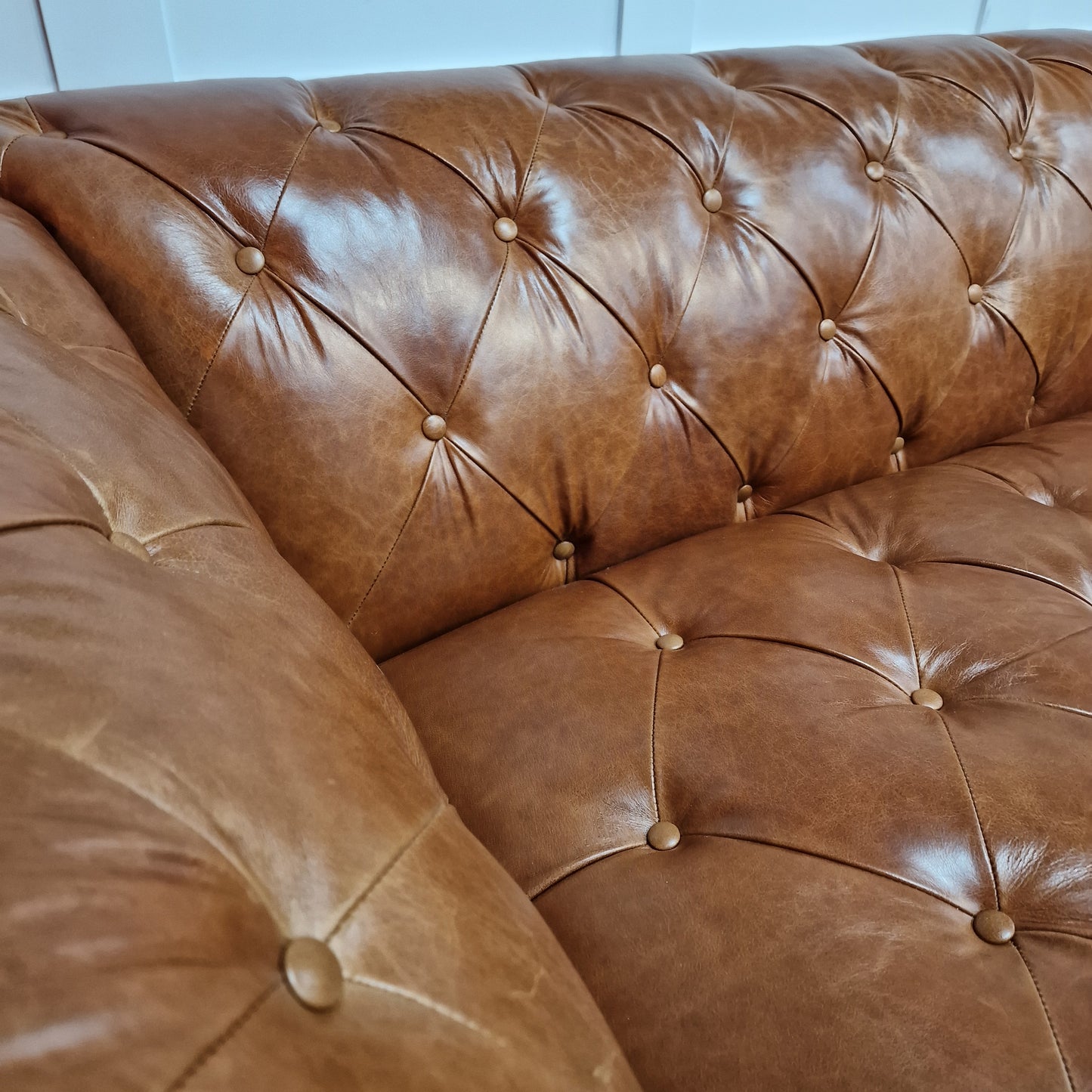 Deep Leather Chesterfield with Sprung Seat | Norfolk